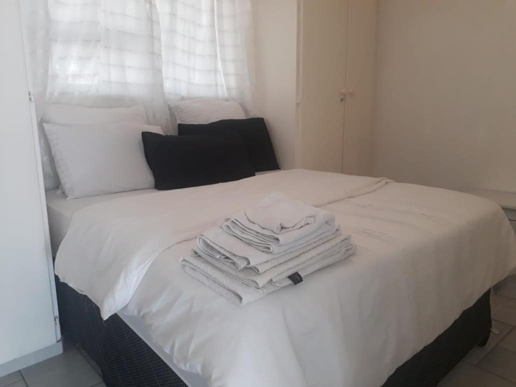 The Apartment On Katherine Street In Central Sandton โจฮันเนสเบิร์ก ภายนอก รูปภาพ