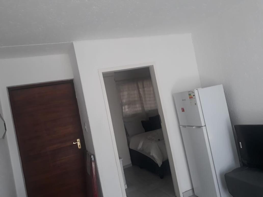 The Apartment On Katherine Street In Central Sandton โจฮันเนสเบิร์ก ภายนอก รูปภาพ